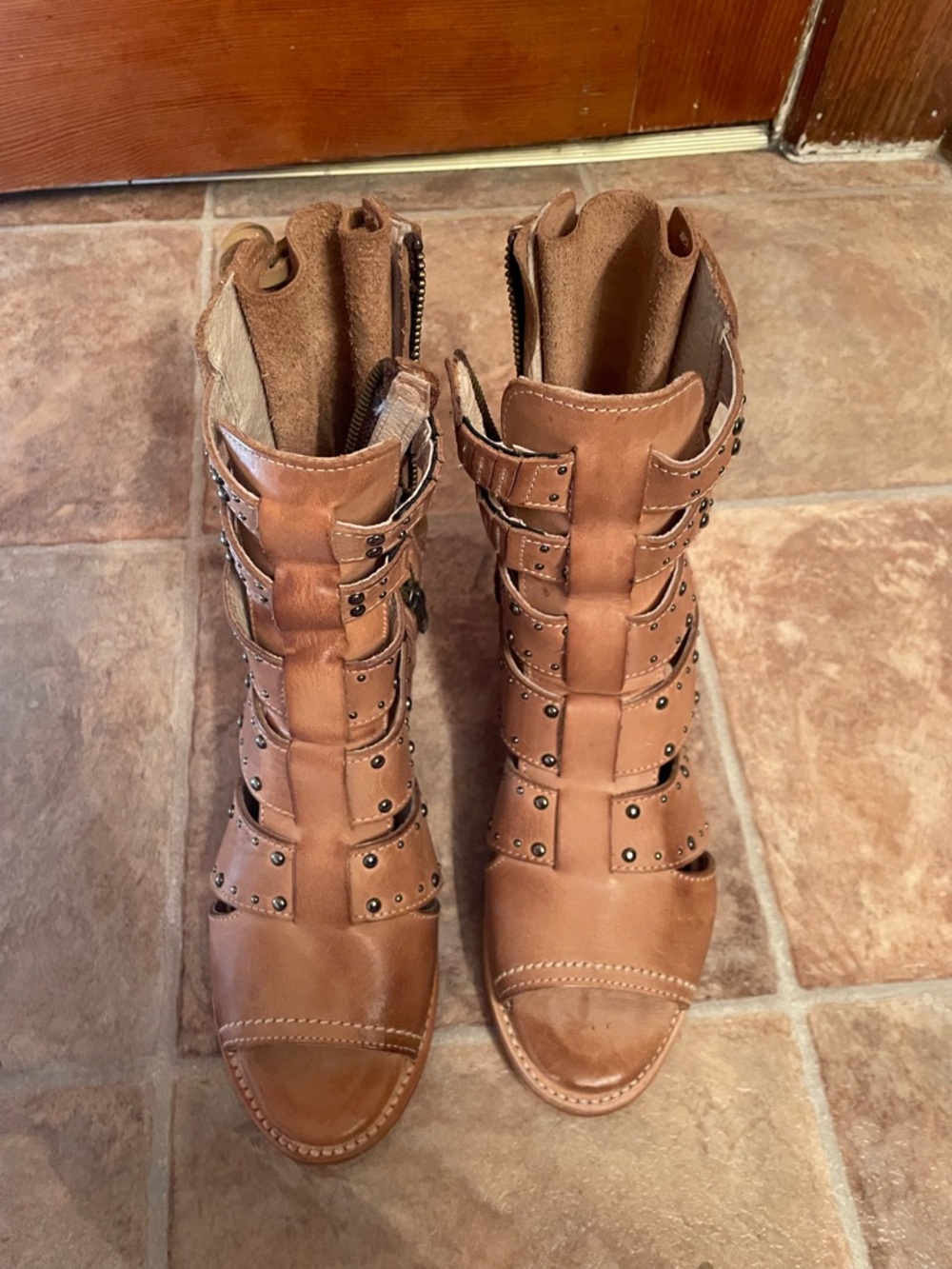 NWOT GHOST Boots by FREEBIRD  Sz 7 Natural - Picture 7 of 9